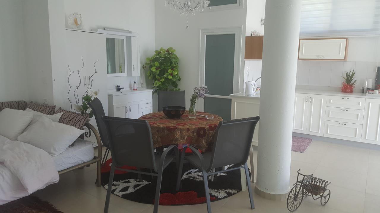 Hermon Accommodation 迈季代勒舍姆斯 外观 照片